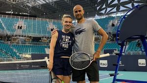 Decizia crucială luată de Simona Halep l-a lăsat perplex pe Marius Copil: „99% dintre femei își doresc sânii mai mari, iar ea a făcut asta"