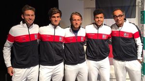 Cupa Davis | Scor identic în cele două semifinale, la startul zilei decisive. Franța intră în sfârșit pe făgașul câștigător, dar Yannick Noah nu este complet mulțumit: "M-au testat, au vrut să se joace cu nervii mei"