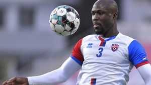 Ulrich Meleke, fotbalistul dorit de FCSB, nu s-a prezentat la reunire! Impresarul l-a învățat ce trebuie să facă: „Marius Croitoru e foarte supărat pe el!” | VIDEO EXCLUSIV ProSport Live