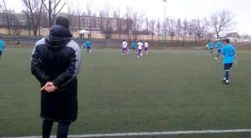 Remiză pe o ploaie torențială!** Metaloglobus și FC Argeș nu s-au putut desprinde una de alta în testul de la București