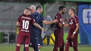 Șoc pentru patronul Neluțu Varga: toți fotbaliștii celor de la CFR Cluj, mai puțin Ovidiu Hoban, îi cer să nu îl dea afară pe Marius Șumudică! Deac și Camora sunt alături de antrenor | EXCLUSIV