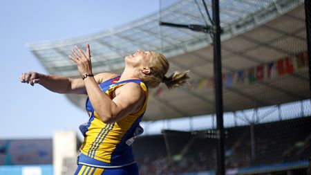 Bronz pentru Nicoleta Grasu** la aruncarea discului la CM de atletism