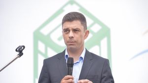 Ministrul Sportului, reacție incredibilă! Ce mesaj a transmis Eduard Novak înaintea finalei Cupei României dintre Sepsi OSK și FC Voluntari. „Sunt foarte mândru!”