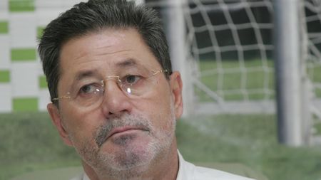 "Când e vorba de bani, nu mai există 'câini până la moarte' "