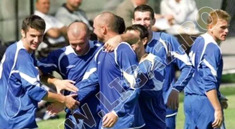 Se întoarce, dar ca adversar