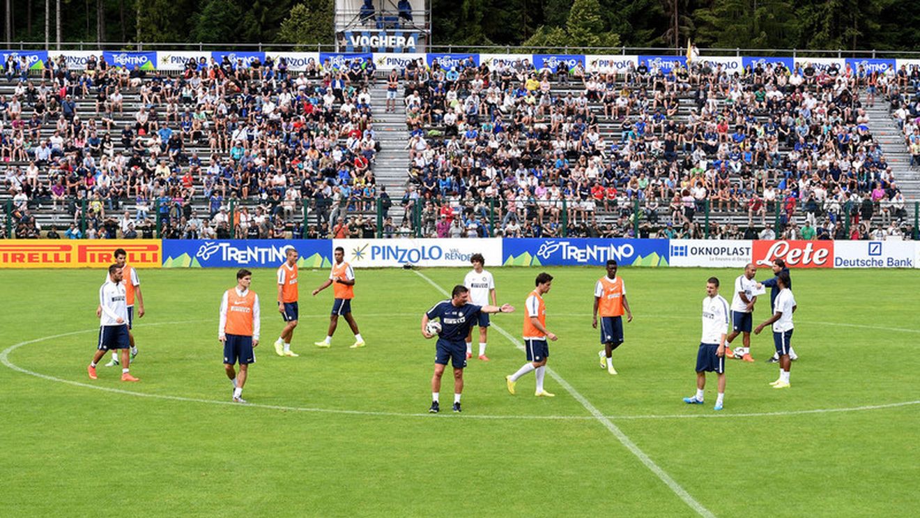 Walter Mazzarri l-a convocat pe George Pușcaș la prima echipă. Atacantul român se pregătește alături de Vidic și Dodo în cantonamentul Interului | FOTO 