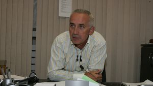 "Să-i plătească ei pe străini"