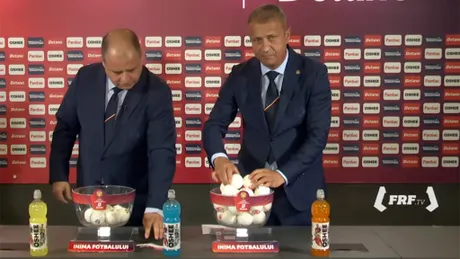 VIDEO | Fază antologică la tragerea la sorți a meciurilor din Play-off-ul Cupei României! Bila cu Corvinul, pusă ultima și ”extrasă” prima din urnă de Gabriel Bodescu. Reacția FRF