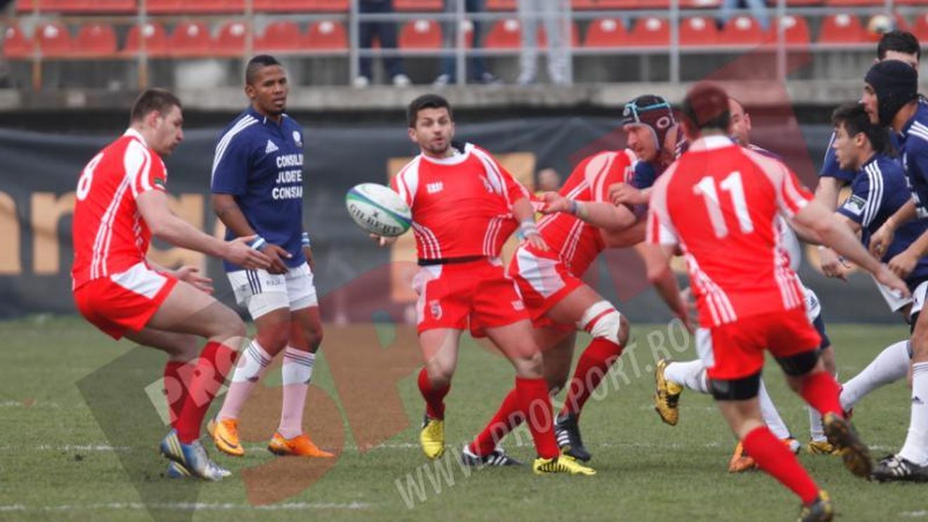 Victorie spectaculoasă! FOTO Dinamo s-a impus în ultimul minut împotriva celor de la Farul Constanța