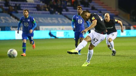 George Pușcaș, criticat de englezi după ce a jucat doar un sfert de oră la Reading: „Mingea a sărit de prea multe ori din piciorul lui”