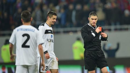 Istvan Kovacs va arbitra meciul dintre Alkmaar și Maccabi Tel-Aviv din a treia rundă a grupelor Europa League