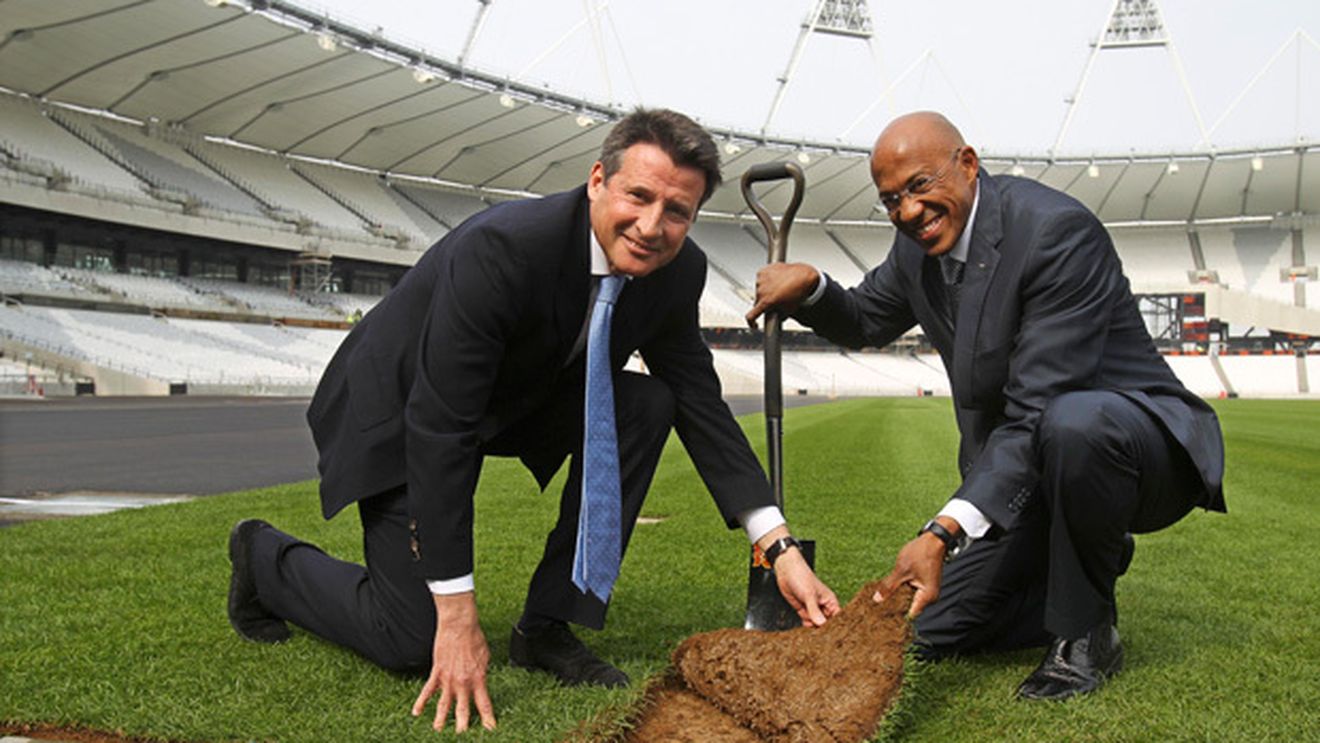 Stadionul Olimpic din Londra este gata cu trei luni înainte de termen