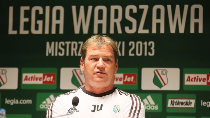 Antrenorul Legiei: "Steaua este favorită, dar nu trebuie să ne temem"
