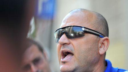 Sandu, încolțit din nou de Mititelu!** Olteanul își cere partea din banii de la Loterie: "Dacă nu dăm TOȚI în judecată FRF, suntem FRAIERI"