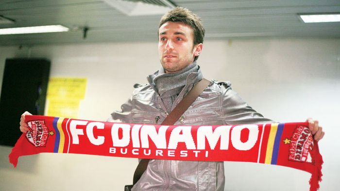 Albanezul care i-a încântat pe fanii lui Dinamo e gata să trădeze pentru o mare rivală! Elis Bakaj vrea să revină în Liga 1 și a anunțat că e dispus să accepte o ofertă de la dușmanii „câinilor”: „Sunt profesionist”