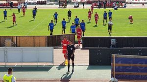 Vali Lazăr, gata să plece de la Dinamo! Mijlocașul este sincer: „Din ce se aude, vom rămâne în prima ligă!”