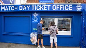 Țeapă de 3 milioane de euro cu bilete online la meciuri de fotbal