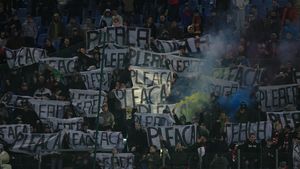 "Gigi vrea să discute din nou cu fanii!** Trebuie să se rezolve!"