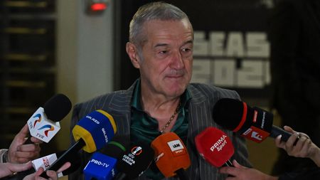 „Îl ia în primire şi după îl paradeşte! L-a amuțit pe Şumi”. Gigi Becali a reacționat după ce Alex Chipciu l-a atacat pe antrenorul Rapidului