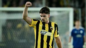 Gică Hagi, mesaj pentru Răzvan Marin după golul marcat în Liga Campionilor: „Să mă ajute și pe mine!”