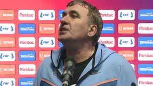 Giovanni Becali dezvăluie motivul pentru care Robert Moldoveanu a plecat de la Farul Constanța! Ce l-a nemulțumit pe Gică Hagi: „Sper ca Dumnezeu să-l ajute”