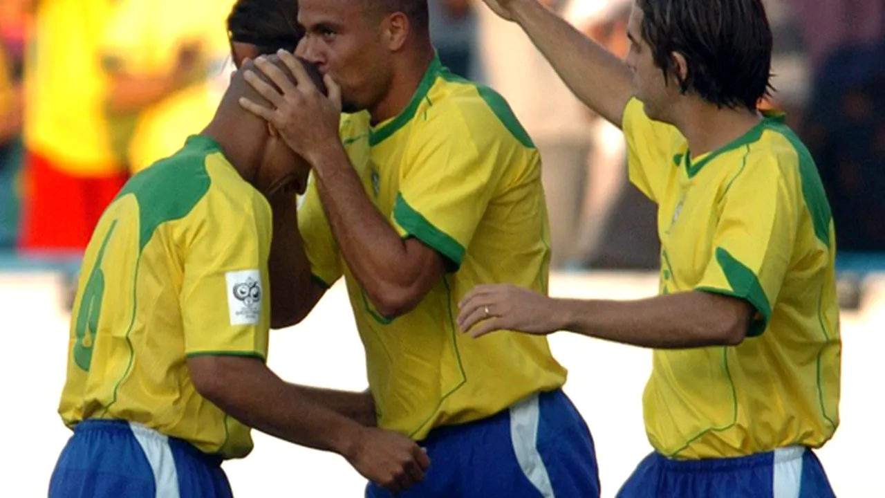 Brazilia 2002 va disputa un amical** în Cecenia! Ronaldo, invitat special