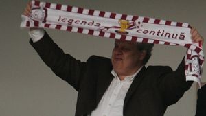 „E prea devreme să vorbim de soarta Rapidului"