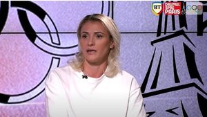 Ancuța Stoenescu, despre aventura ei în baschetul 3x3 și participarea la Jocurile Olimpice acum doi ani! „Realistic nu credea nimeni”. Care sunt șansele și de ce avem culoar la turneul de universalitate | VIDEO EXCLUSIV DRUMUL SPRE PARIS
