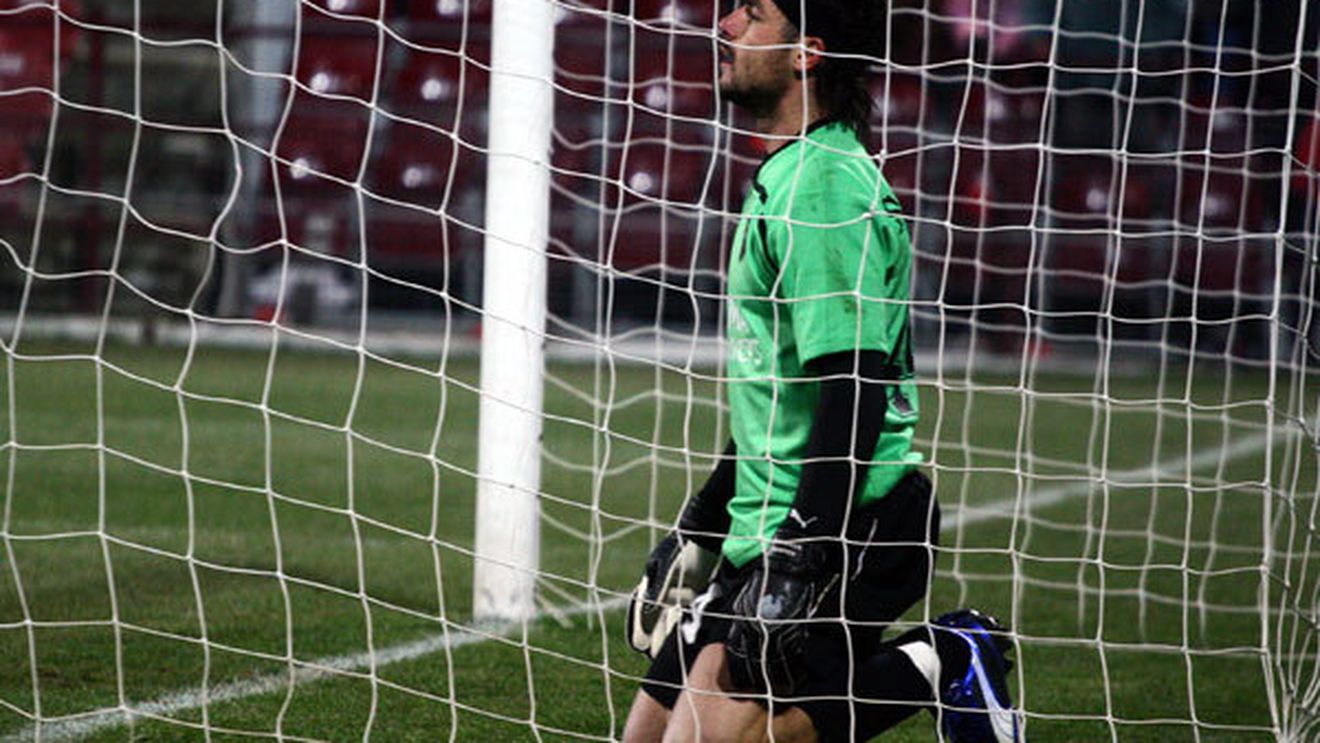 Asta e CULMEA fotbalului românesc!** Cum să-ți iei amendă că n-ai jucat bine când nici măcar n-ai călcat pe teren! Și totuși se poate