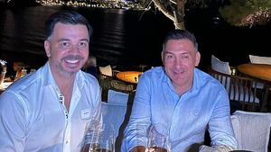 Cine e omul care a intermediat negocierile dintre Gigi Becali şi Simion Apreutese pentru FCSB! Nu e vorba de Ilie Dumitrescu: „Pe el l-am rugat"