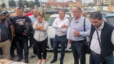 FC Brașov a rămas din nou fără președinte și este în pragul falimentului: ”Fotbalul și politica împreună? Bombă atomică! Jocurile politice au îngropat FC Brașov”