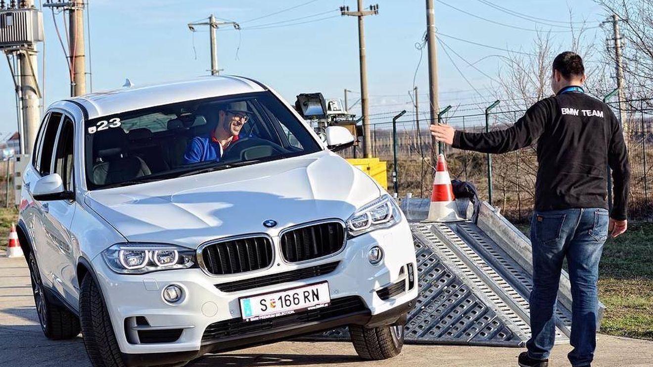 FOTO - Distacție inedită la Steaua: emoții, adrenalină și super mașini