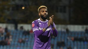 Ce s-a întâmplat în minutul 9 al meciului pe care l-a jucat fosta echipă din China a lui Boupendza