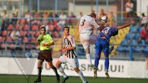 Cinci debutanți, șapte ex-dinamoviști!