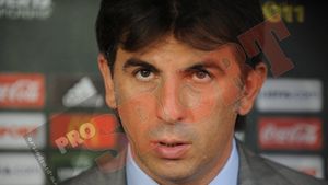 Sandu: "Calificarea e departe"** Lupescu: "E păcat că nu crede în șansele noastre! Suntem în cărți"