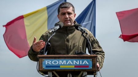 Avionul ministrului Radu Miruță, cel care decide soarta Stelei, bruiat prin sisteme avansate în zbor spre Lituania!