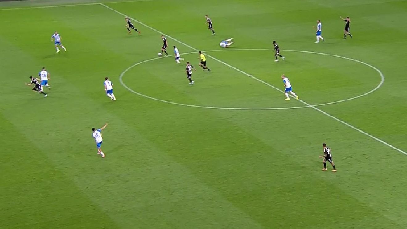 Nu degeaba a renunțat Gigi Becali la el! Fostul fotbalist de la FCSB și-a bătut joc de o ocazie rarisimă, în barajul de Conference League Universitatea Craiova - U Cluj