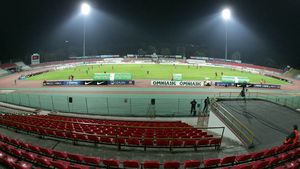 Stadionul Dinamo, gol cu mai bine de o oră înainte de meci! Vrei ca naționala să mai joace în București?