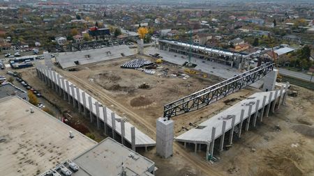 Autoritățile județene dau bani ca stadionul-lego din Timișoara să fie gata în termen, dar cer, la schimb, bani pentru Știința Poli!
