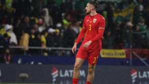 Radu Drăgușin a luat un premiu surprinzător, după ce a fost votat de colegii de la Tottenham!