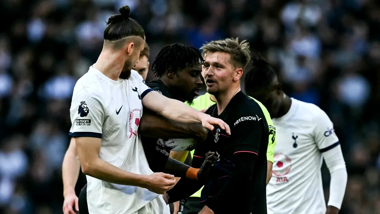 Radu Drăgușin agită spiritele înainte de Tottenham – Manchester City! Fanii au început să trimită mesaje cu câteva ore înainte de meci