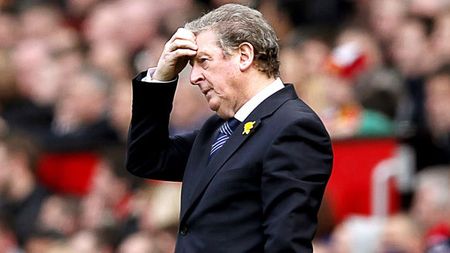 Antrenorul lui Tamaș nu vrea să reprezinte UEFA la EURO 2012, ca să n-aibă scandal în casă! :) I-a promis soției că o duce în vacanță