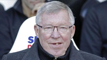 Ultima gumă mestecată de Sir Alex Ferguson la United a fost vândută la licitație! Suma incredibilă obținută. Indiciu: "Îți cumperi un Ferrari și un Lamborghini"