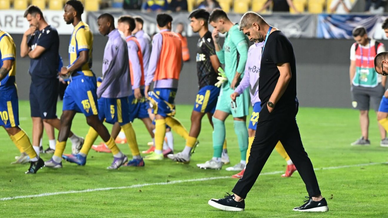 Liviu Ciobotariu, ca și plecat de la Petrolul. „Să-l dea afară. Să-i plătească tot ce are de plătit şi gata”