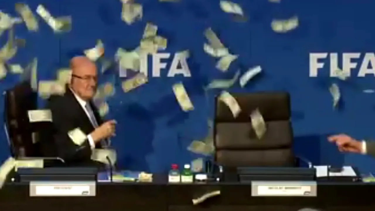 Continuă scandalul la FIFA. Încă un apropiat al lui Blatter a fost extrădat în SUA