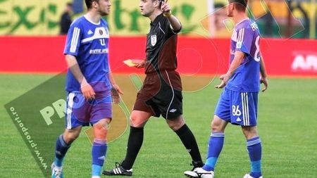 Mititelu tună și fulgeră: "A fost un arbitraj comandat!** Să-i fie rușine lui Porumboiu!"