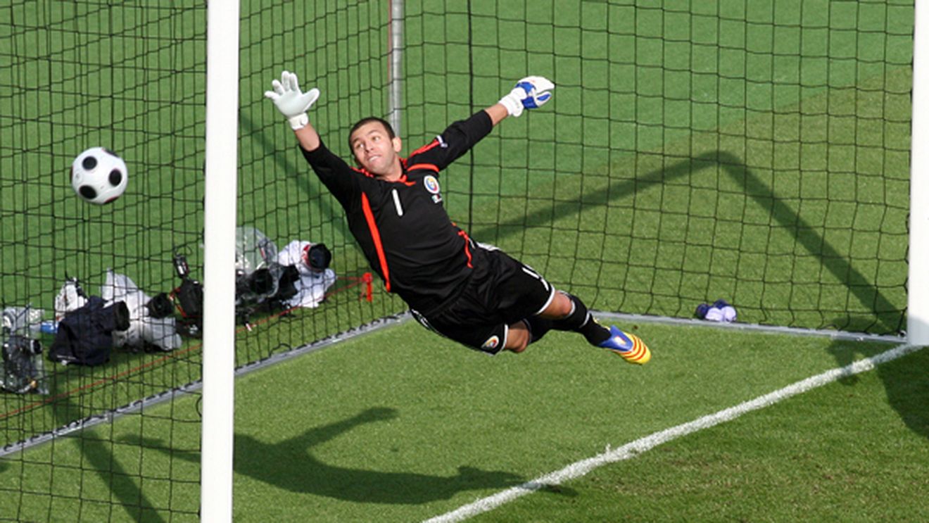 Lobonț s-a rupt!** "Pisica" va lipsi de pe teren cel puțin o lună!