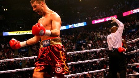 Țiriac, Hagi, Copos, Pițurcă și Dragomir, la gala lui Bute!** Biletele VIP s-au epuizat!