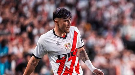 E gata cu transferul lui Andrei Rațiu la AS Roma. Fabrizio Romano a anunțat că italienii au cumpărat cu 25 de milioane de euro un brazilian