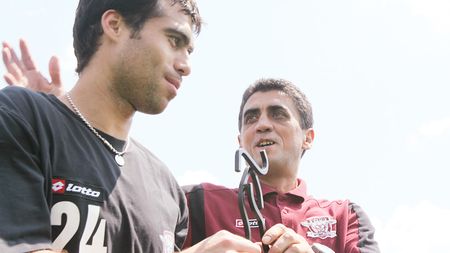 Campioni de iarbă verde